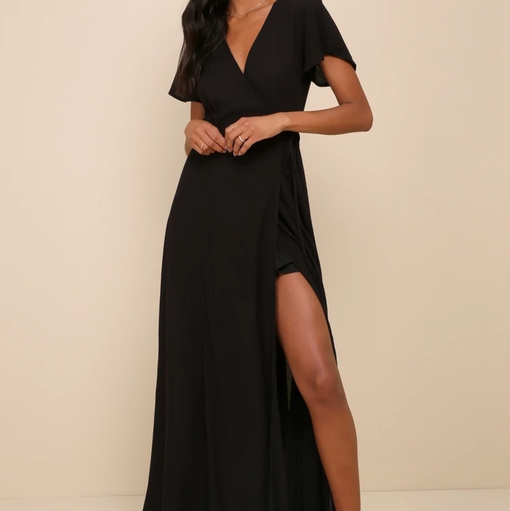 Lulu's Heart of Marigold Black Wrap Maxi Dress Size Small